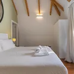 Apartamento King Bed Suite, Loft With 3wc, Ac & Self-check-in. *