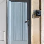 King Bed Suite, Loft With 3wc, Ac & Self-check-in. Lisboa