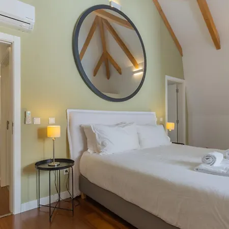 아파트 King Bed Suite, Loft With 3wc, Ac & Self-check-in. *