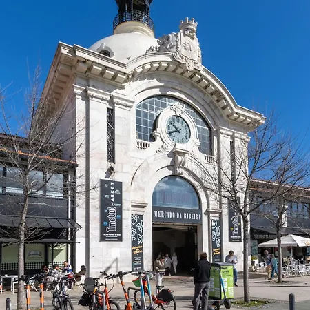 아파트 King Bed Suite, Loft With 3wc, Ac & Self-check-in. *