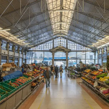 King Bed Suite, Loft With 3wc, Ac & Self-check-in. ליסבון