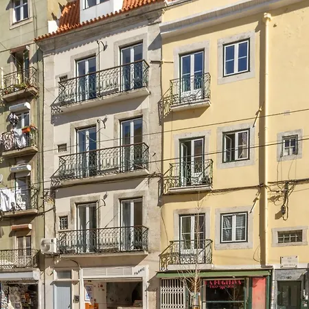 Appartement King Bed Suite, Loft With 3wc, Ac & Self-check-in.