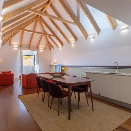 King Bed Suite, Loft With 3wc, Ac & Self-check-in. Apartmán *